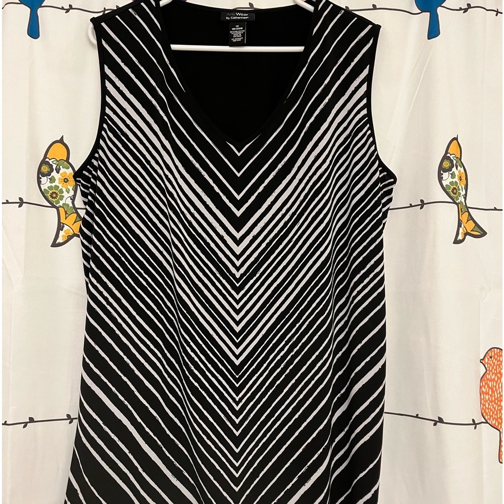 Black & White striped tank top - Catherines AnyWear brand 1X /18-20W